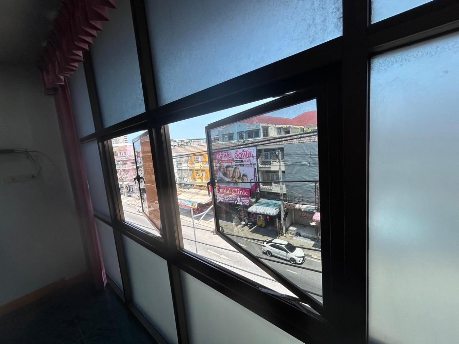 Coffeeandbeer Pattaya Exterior foto
